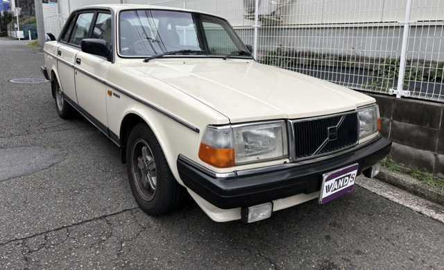 Volvo 240 1989