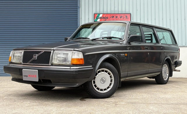 Volvo GL 1989年