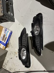 Front — item to be identified