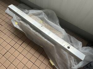 Rear — item to be identified