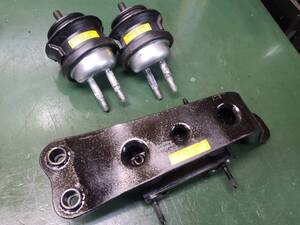 Engine — item to be identified